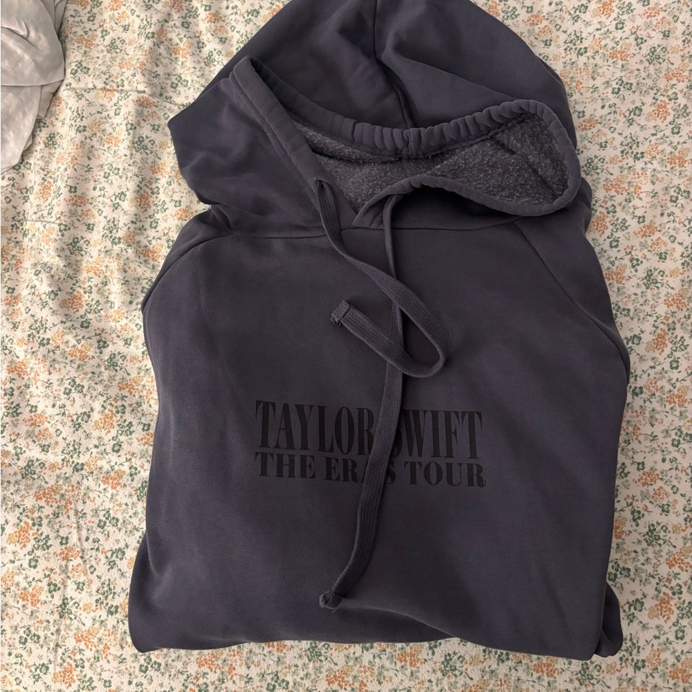 TS ERAS TOUR NAVY HOODIE 🪩💙✨